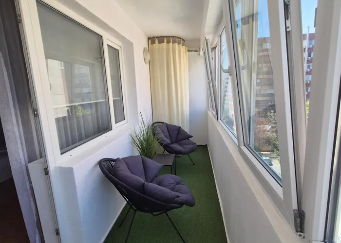 Compozitori Cu Parcare Si Balcon