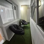 Compozitori Cu Parcare Si Balcon Apartament