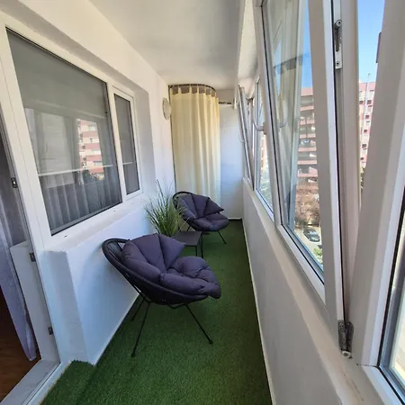 شقة Compozitori Cu Parcare Si Balcon *